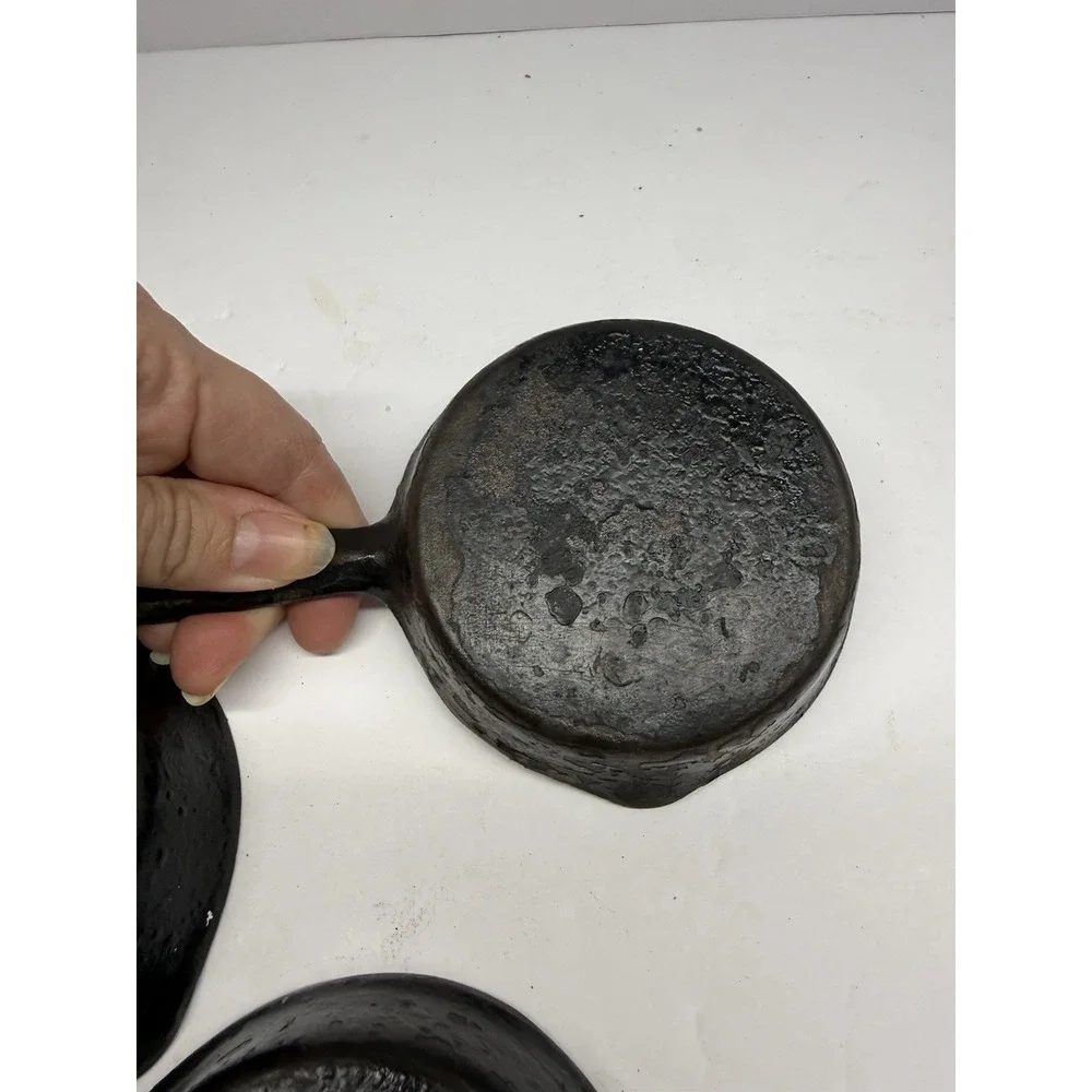 Vintage Miniature Cast Iron Skillet Set of 3 Small Toy Frying Pans Rustic Decor
